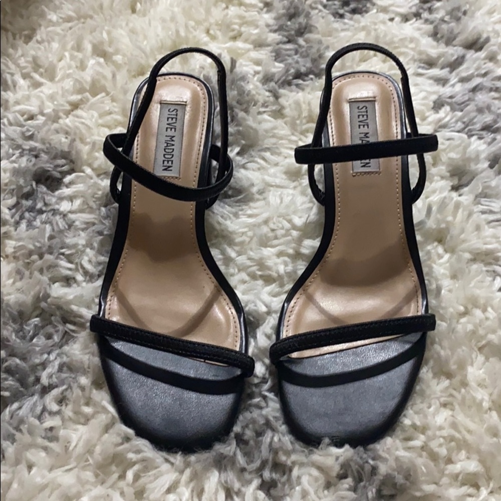 Inessa Steve Madden chunky sandals